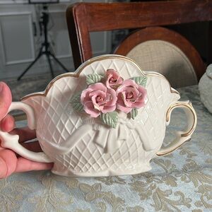 COPY - Beautiful Vintage Basket floral ceramic Deco